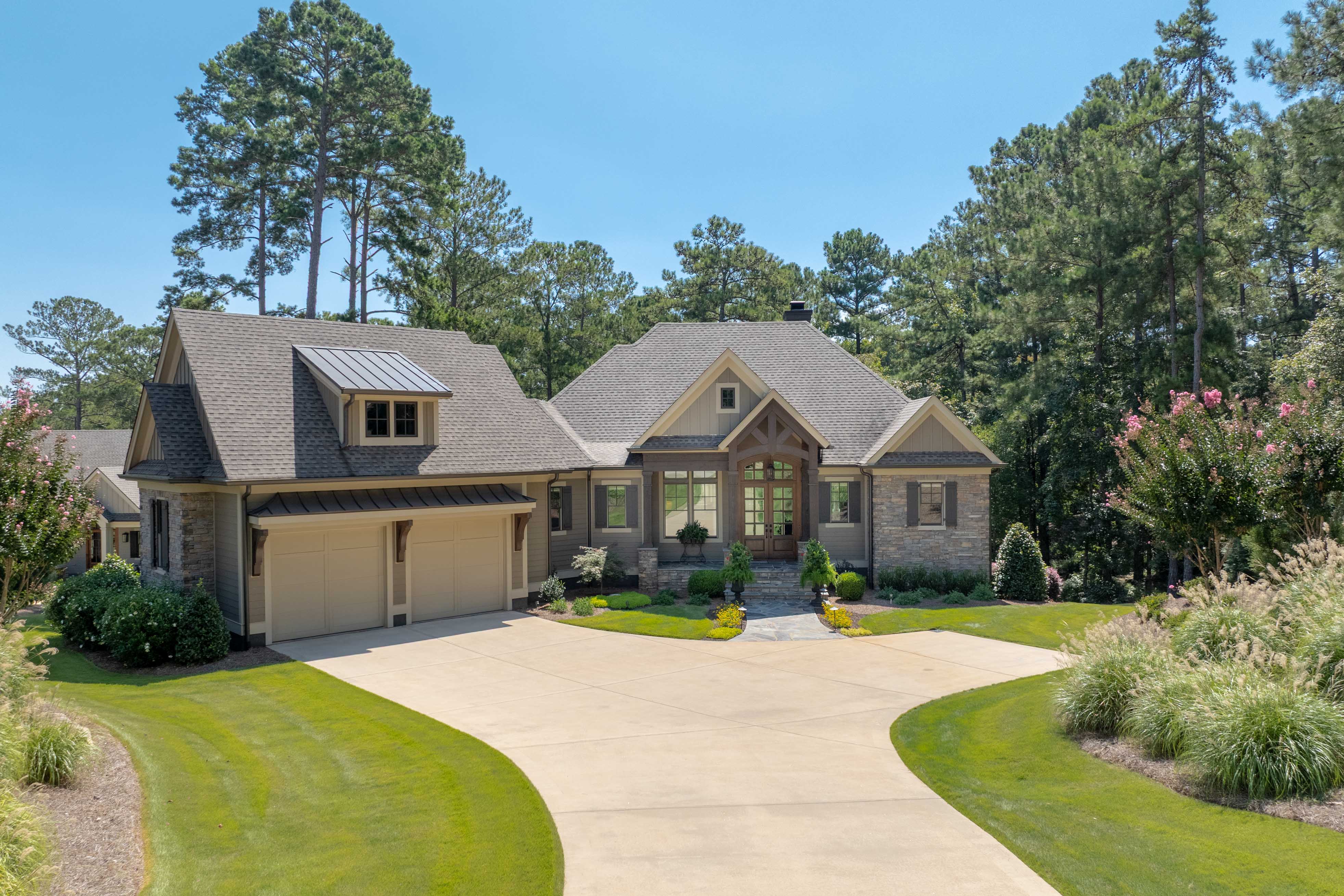 1041 Angel Pond West image 3